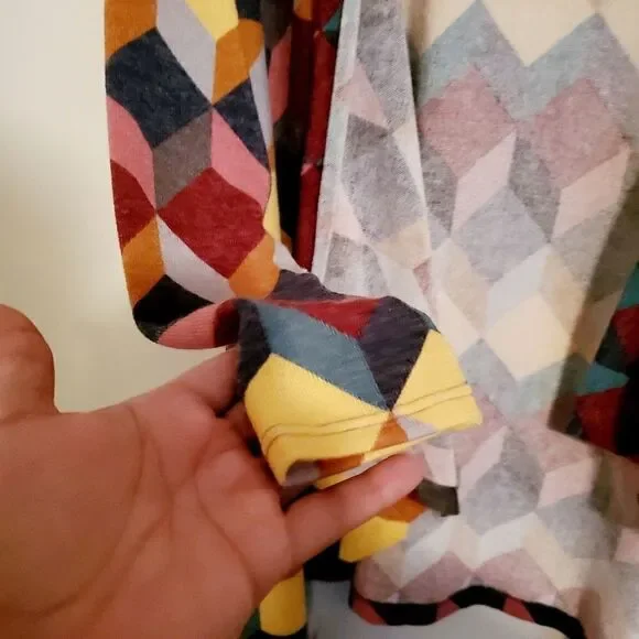 Multi-colored Geometrical Pattern Open Cardigan Size Small - Picture 8 of 10